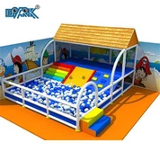 小さな子供のソフトプレイ
